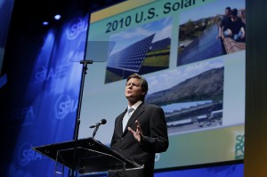 5076869018 8046584a3d 300x199 Solar Industry Leader Applauds Obama Budget 